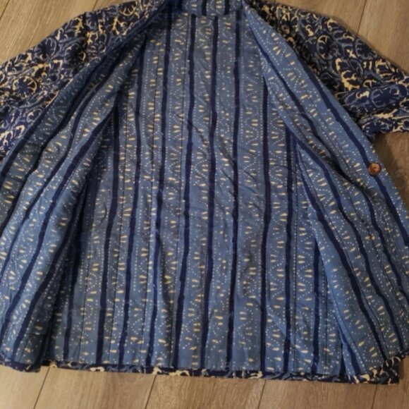 Pure J. Jill Reversible Quilted Jacket Blue Stamped Leaves Print Size Medium - Picture 6 of 11